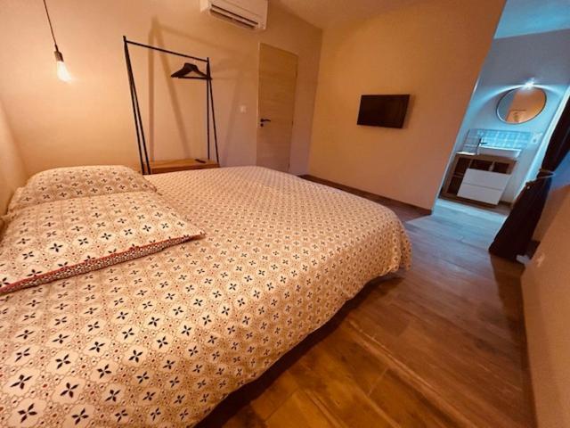 Gites Entre 2 Rives Montolieu Εξωτερικό φωτογραφία
